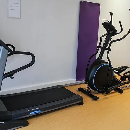 Nemea Aeroport Lejlighedshotel