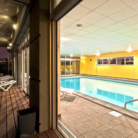 Nemea Aeroport Aparthotel
