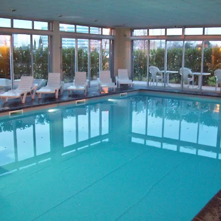 Nemea Aeroport Apartmanhotel Toulouse