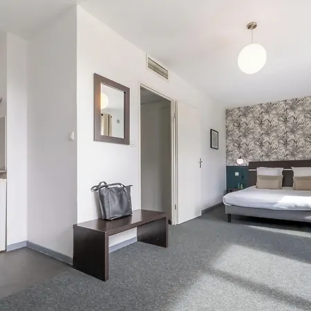 Nemea Aeroport Apartmanhotel