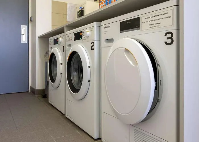 Nemea Aeroport 3* Tuluza