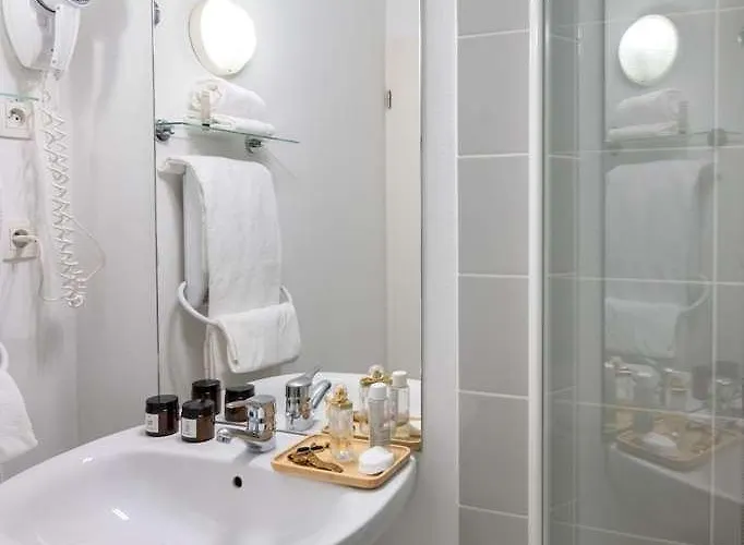 Nemea Aeroport Hotel apartamentowy 3*