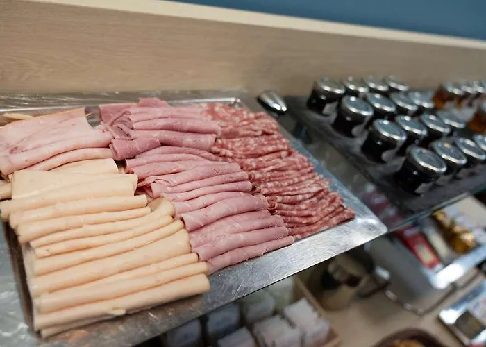 Nemea Aeroport Aparthotel 3*