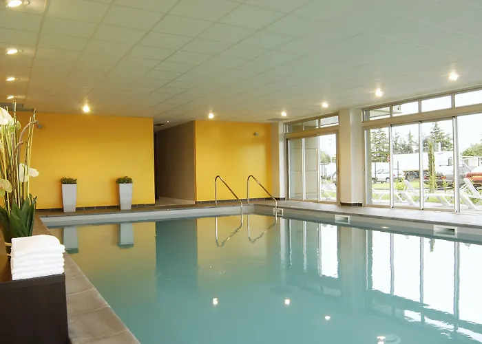 Nemea Aeroport Hotel apartamentowy 3*