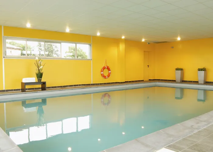 Nemea Aeroport 3* Tuluza