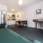 Lägenhetshotell Nemea Aeroport 3*