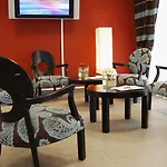 Nemea Aeroport Lägenhetshotell 3*