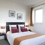 Nemea Aeroport 3*