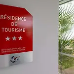 Nemea Aeroport Aparthotel 3*