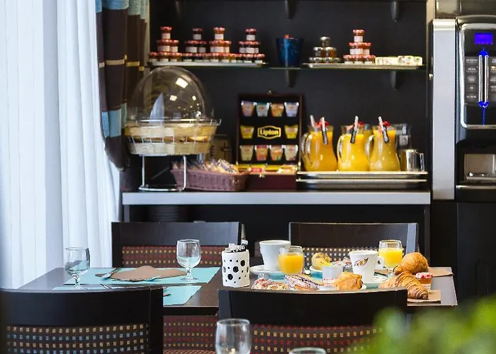 Aparthotel Nemea Aeroport