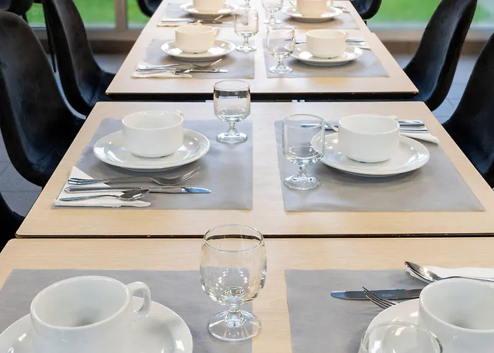 Aparthotel Nemea Aeroport